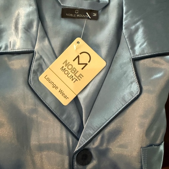 NOBLE MOUNT Men's Premium Satin Short Pajama Set Light Blue Mens Medium - Picture 5 of 5